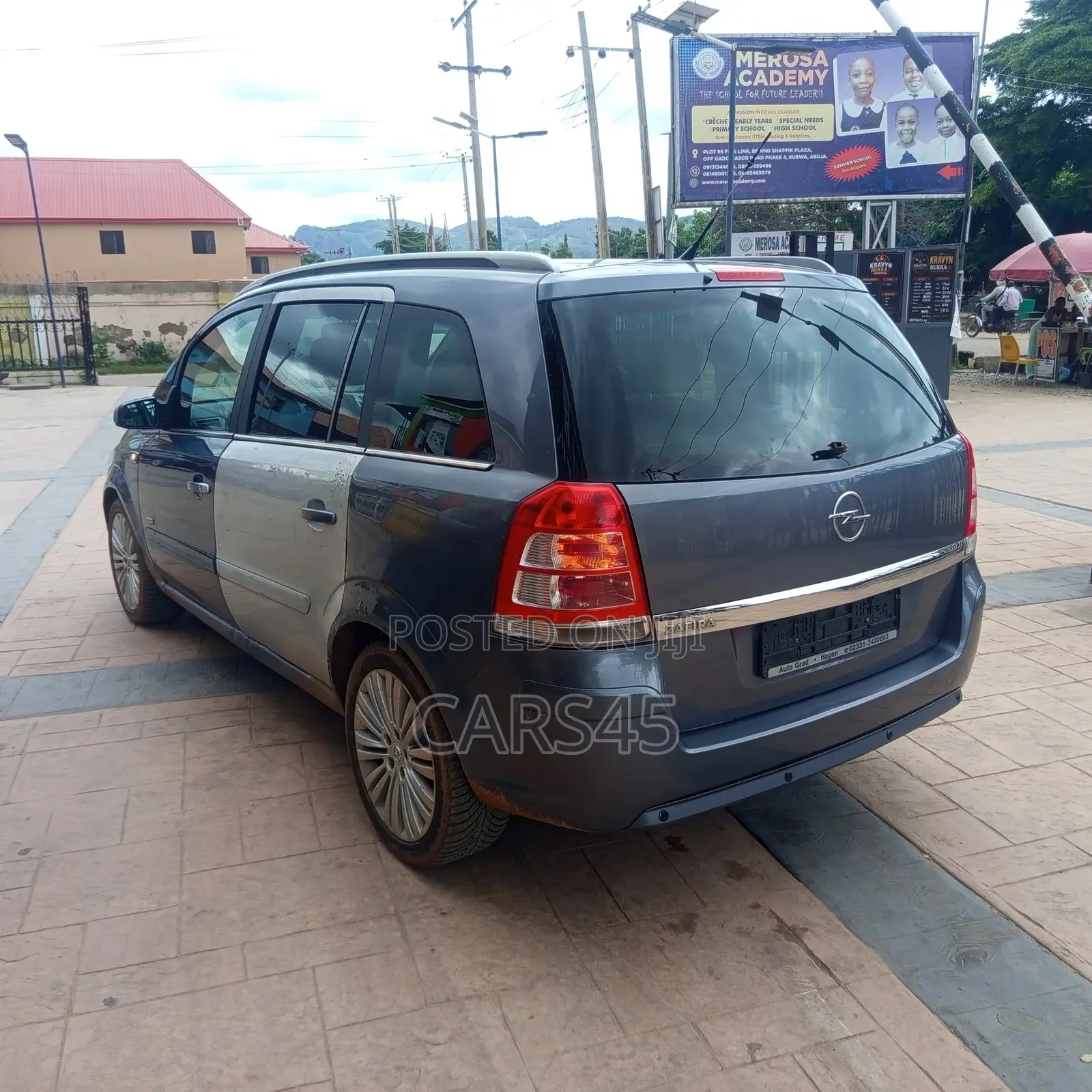 Opel Zafira 2016 Gray