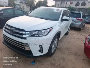 Toyota Highlander Limited 2019 White
