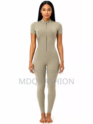 Trendy Women's Short-Sleeve Activewear Jumpsuit