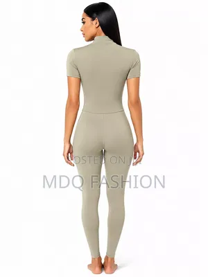 Trendy Women's Short-Sleeve Activewear Jumpsuit