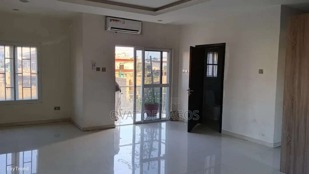 4bdrm Duplex in Ikate for rent