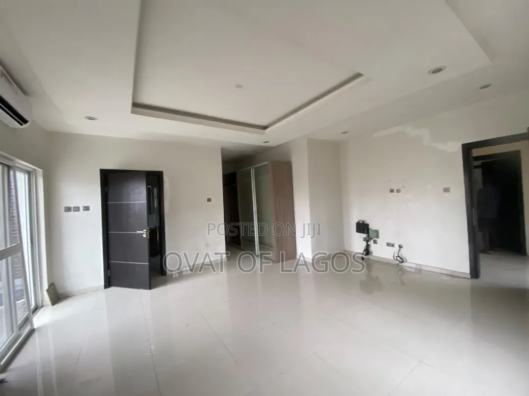 4bdrm Duplex in Ikate for rent