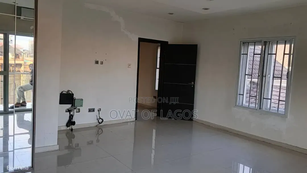 4bdrm Duplex in Ikate for rent