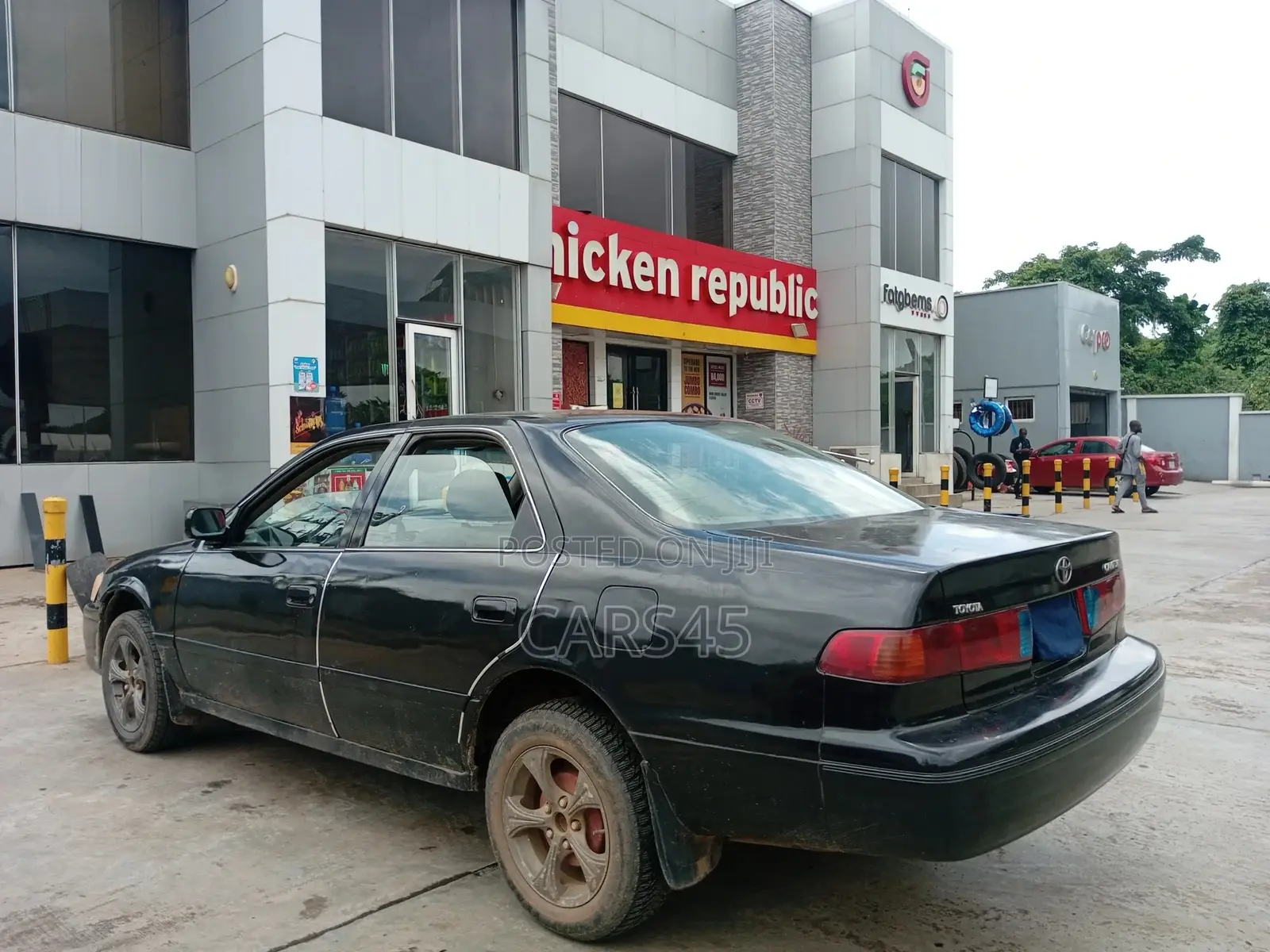 Toyota Camry 2000 Black
