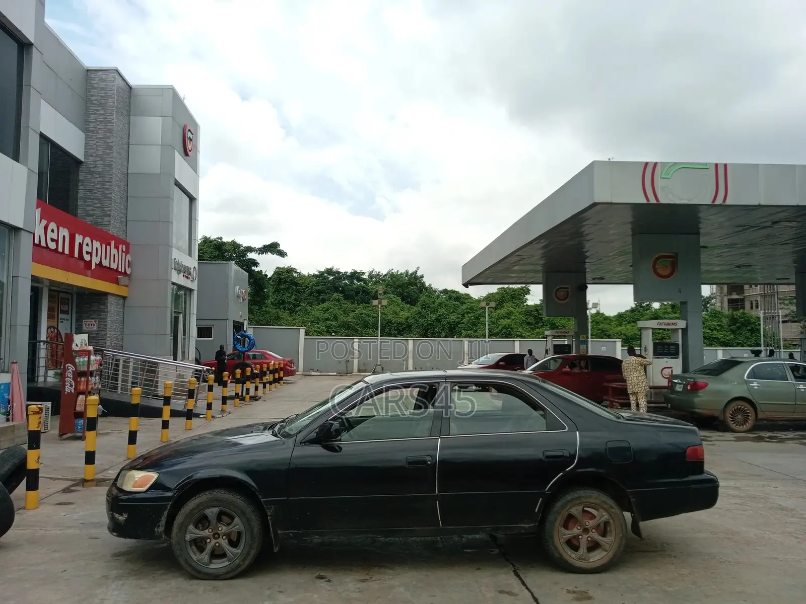 Toyota Camry 2000 Black