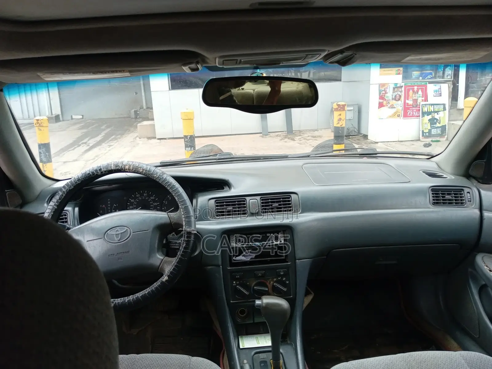 Toyota Camry 2000 Black
