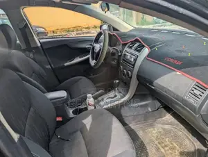 Toyota Corolla 2012 Black