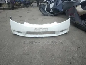 Honda Civic 2009 - 2011 Front Bumper. Tokunbo.