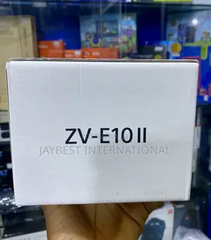 Sony ZV-E10 II Mirrorless Camera With 16-50mm Lens