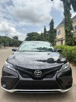 Toyota Camry 2018 Black