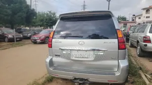Lexus GX 470 Sport Utility 2005 Gold