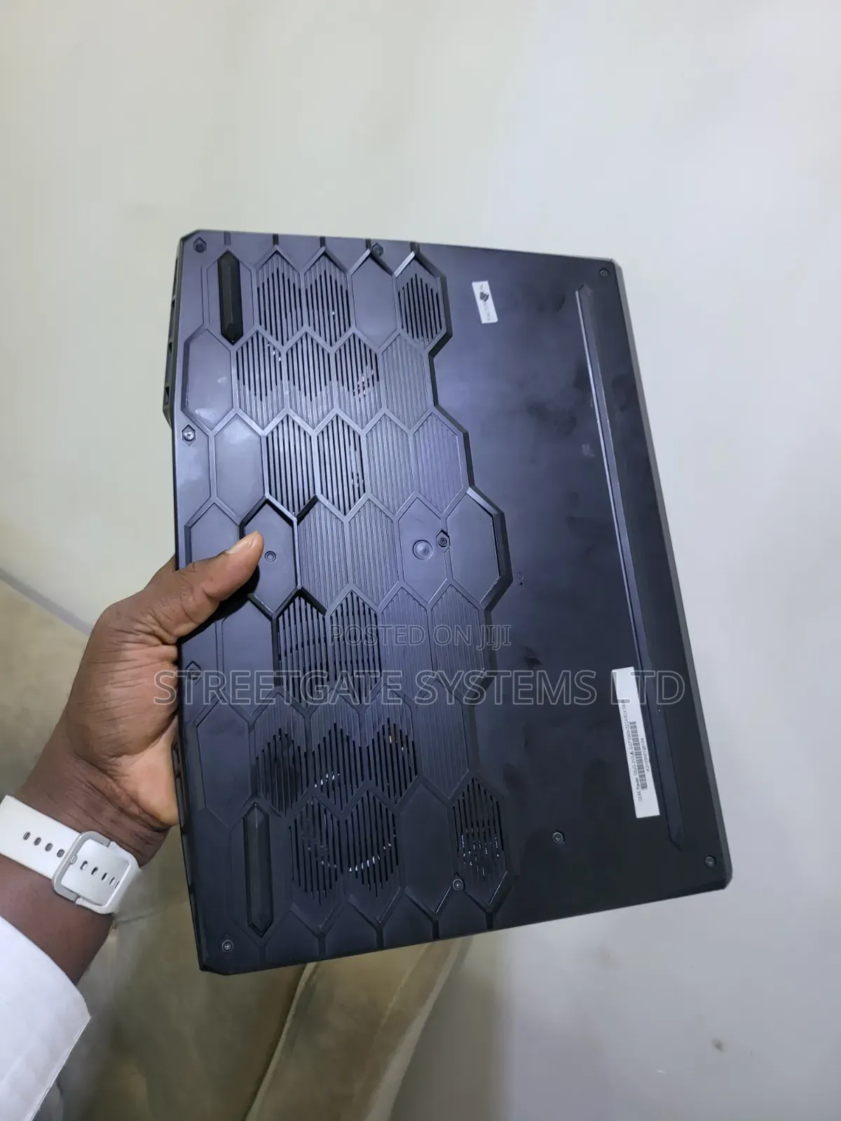Laptop MSI GE66 Raider 16GB Intel Core i7 SSD 1T