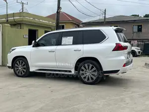 Lexus LX 2016 White