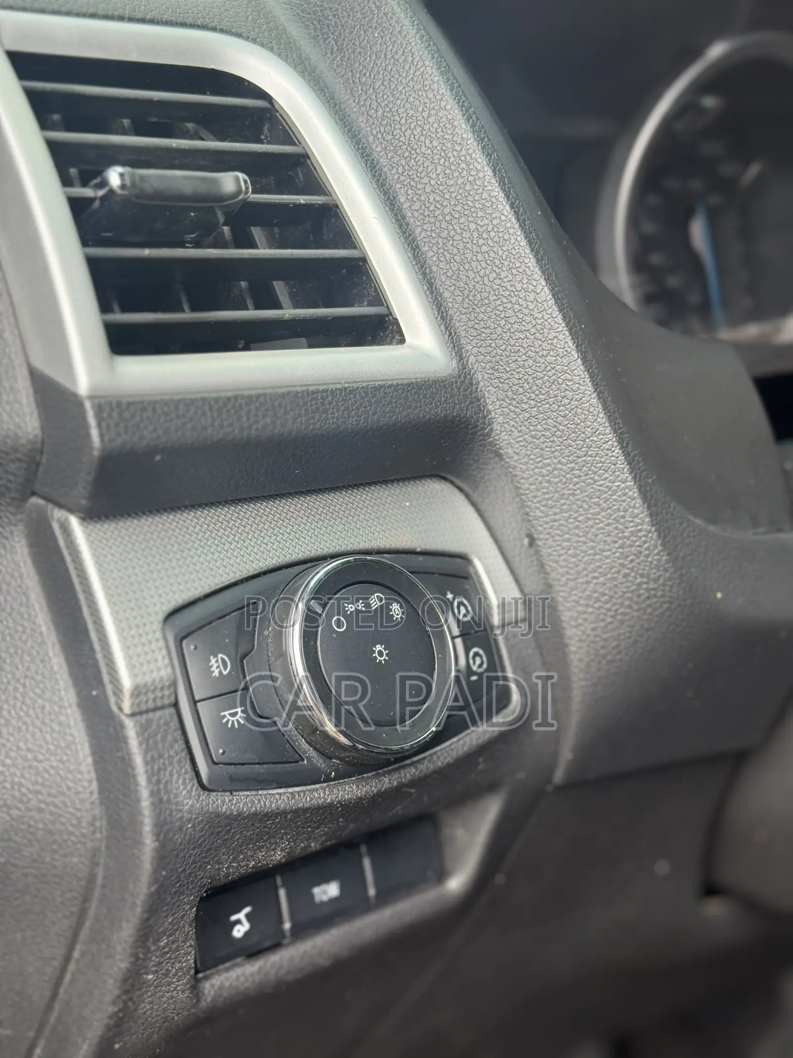 Ford Explorer 2012 Burgundy