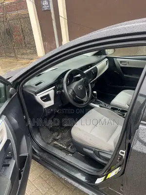 Toyota Corolla 2016 Black