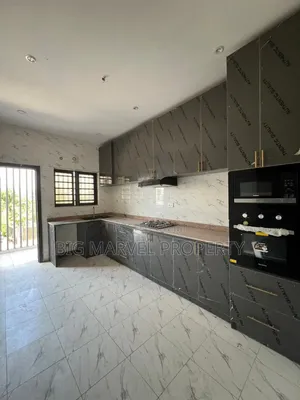 2bdrm Apartment in Lekki Scheme 2 for rent