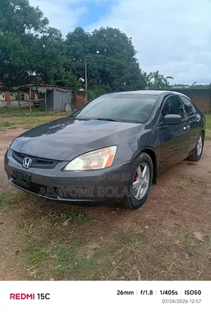 Honda Accord 2.0 Comfort 2005 Gray