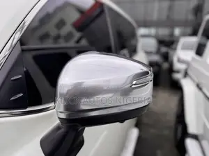 New Toyota Land Cruiser LC300 2023 White