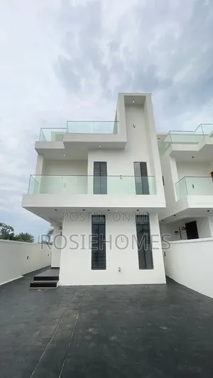 5bdrm Duplex in Ikota Gra for sale