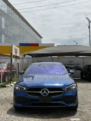 Mercedes-Benz C300 2022 Blue
