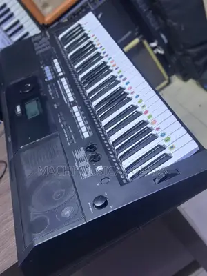 Yamaha PSR E433