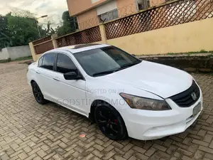 Honda Accord 2010 White