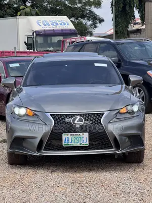 Lexus IS 250 4WD 2014 Gray