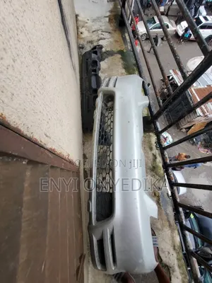 Front Bumper Toyota Matrix 2003