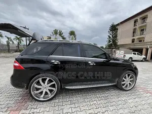 Mercedes-Benz M Class ML 550 4Matic 2013 Black
