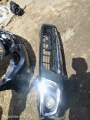 Complete Front Bumper Hilux 2016