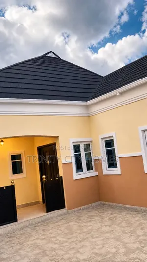 3bdrm Apartment in Akala Express for sale