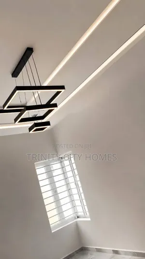 3bdrm Apartment in Akala Express for sale
