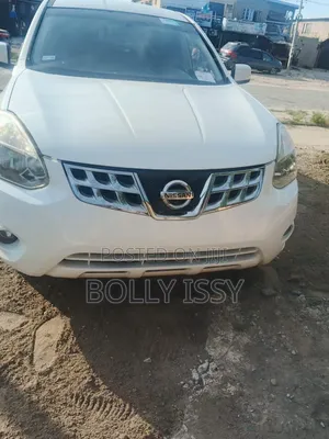 Nissan Rogue 2013 White