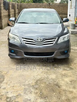 Toyota Camry SE 4dr Sedan (2.4L 4cyl 5A) 2009 Gray