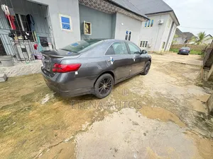 Toyota Camry SE 4dr Sedan (2.4L 4cyl 5A) 2009 Gray