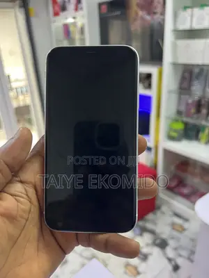 Apple iPhone XR 64 GB
