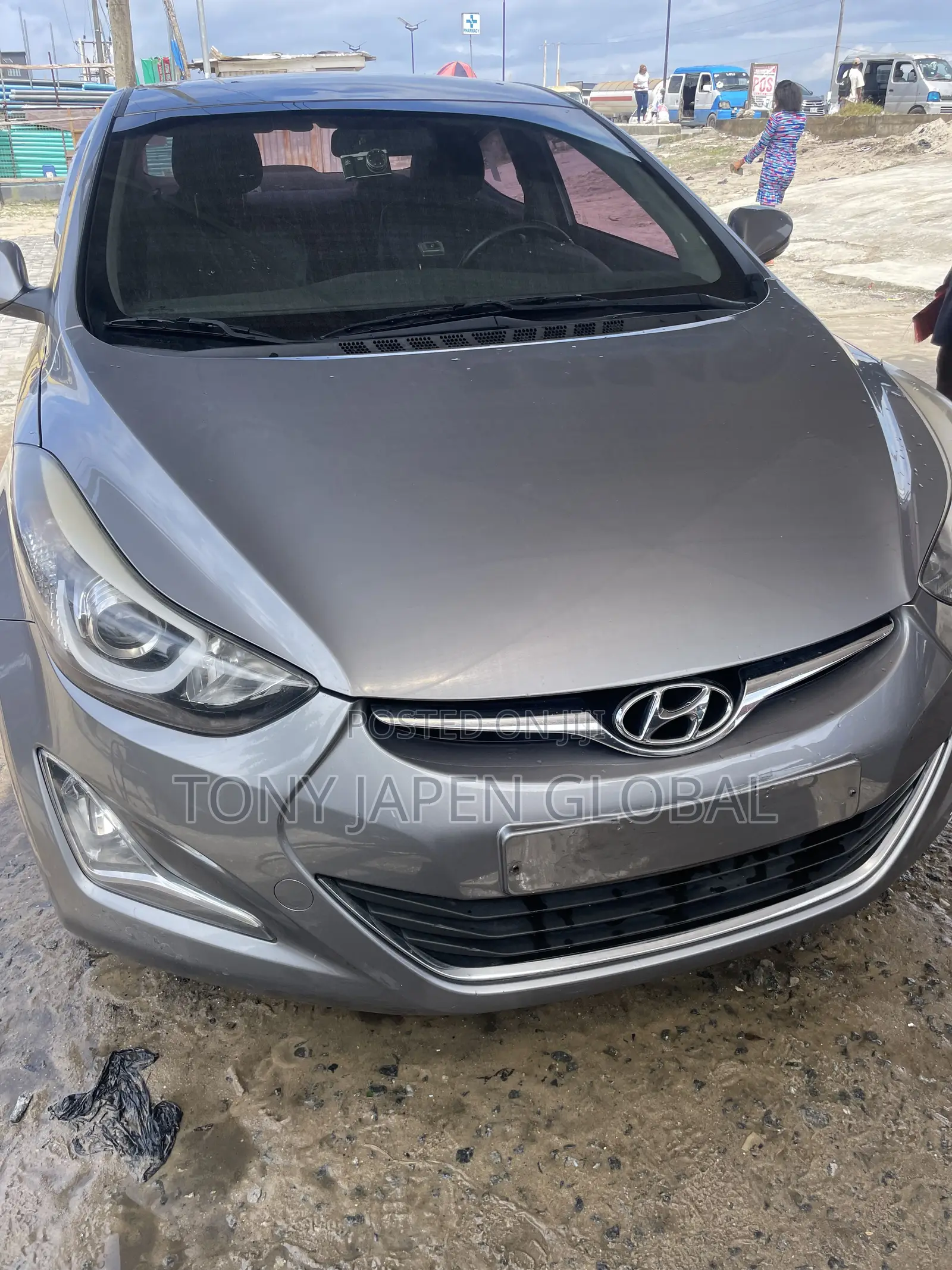 Hyundai Avante 2013