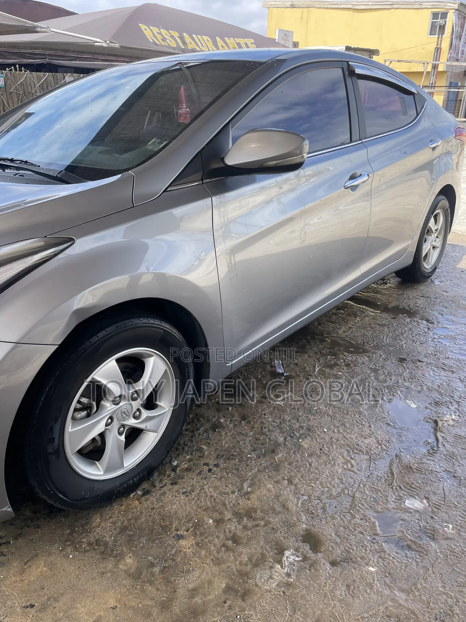 Hyundai Avante 2013