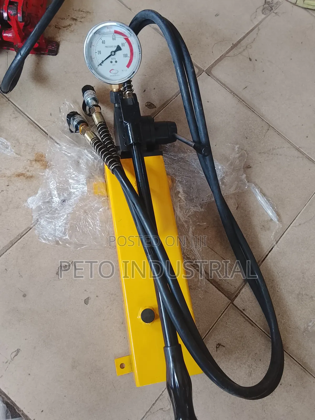 Double Acting Manual Pump