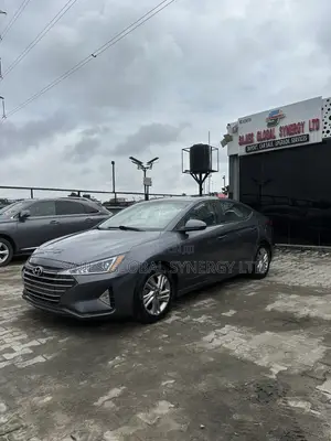 Hyundai Elantra Limited 2020 Gray