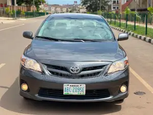 Toyota Corolla 2012 Gray