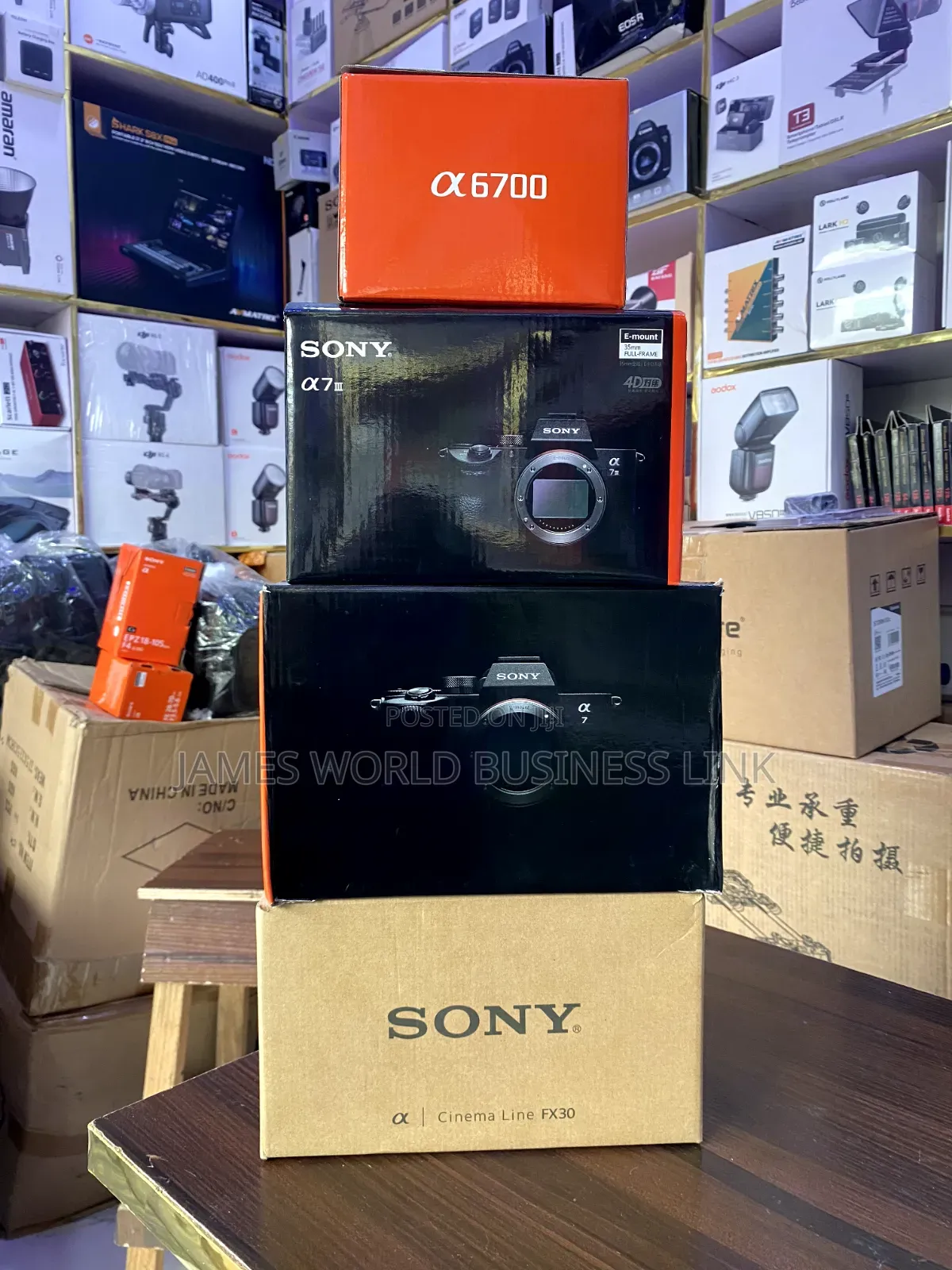 Sony Camera A6700 With 16 to 50mm