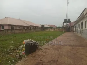 Furnished 10bdrm Block of Flats in Oluwo Estate, Funaab for sale
