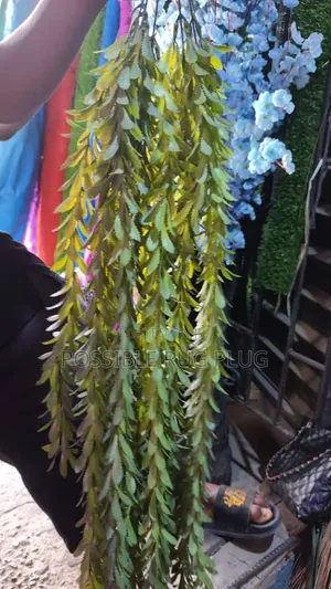 Arttificial Flower/Vase