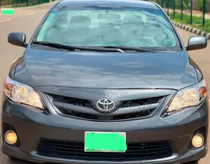 Toyota Corolla 2011 Gray