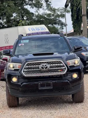 Toyota Tacoma 4dr Double Cab 2016 Black