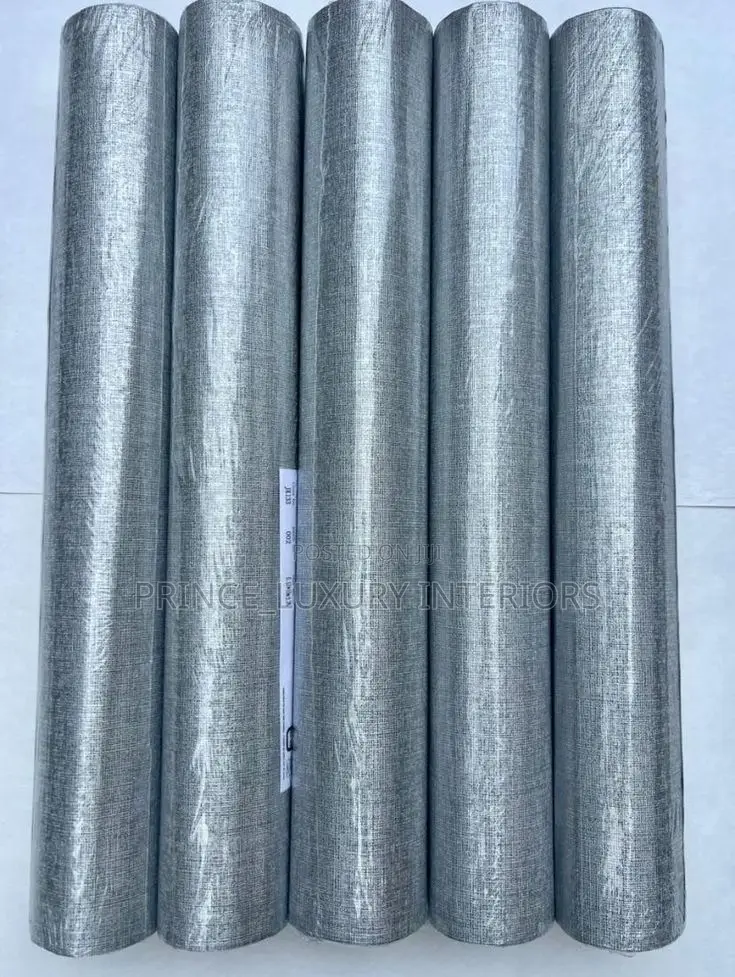 Silvermist Gray Wallpaper