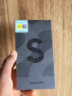 New Samsung Galaxy S22 5G 256 GB Black