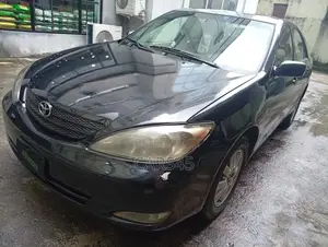 Toyota Camry 2002 Black