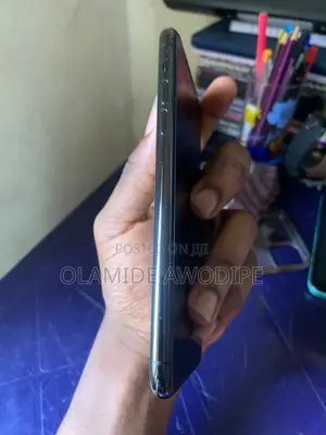 Apple iPhone 11 Pro Max 64 GB